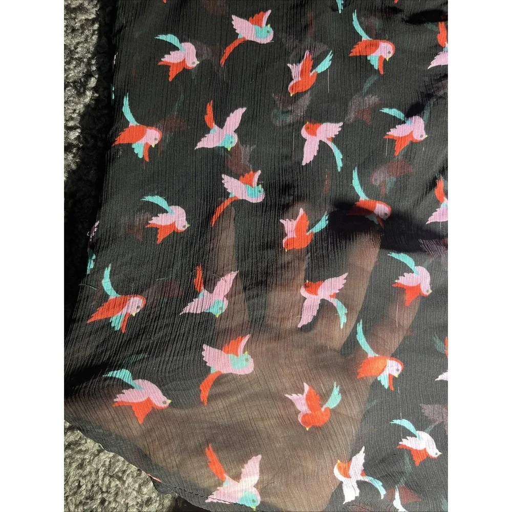 Living Doll Women's‎ M Sheer Black Bird Sleeveless Collared Button Up Top - Picture 4 of 8